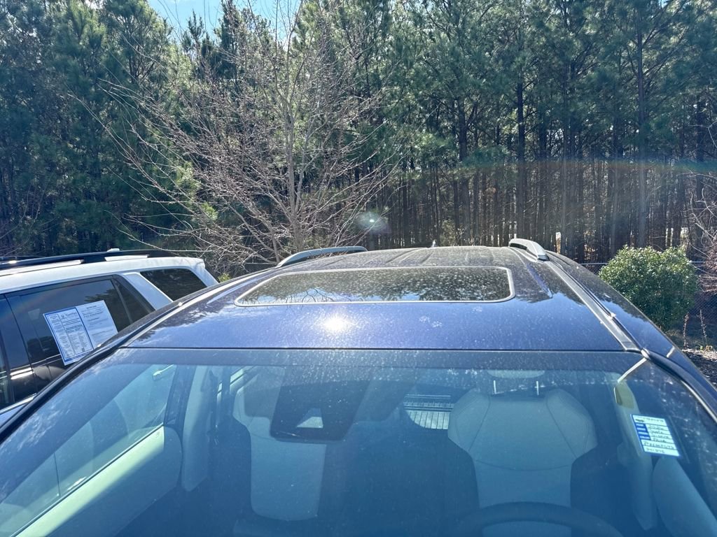 Used 2026 Toyota Sienna Limited image 15