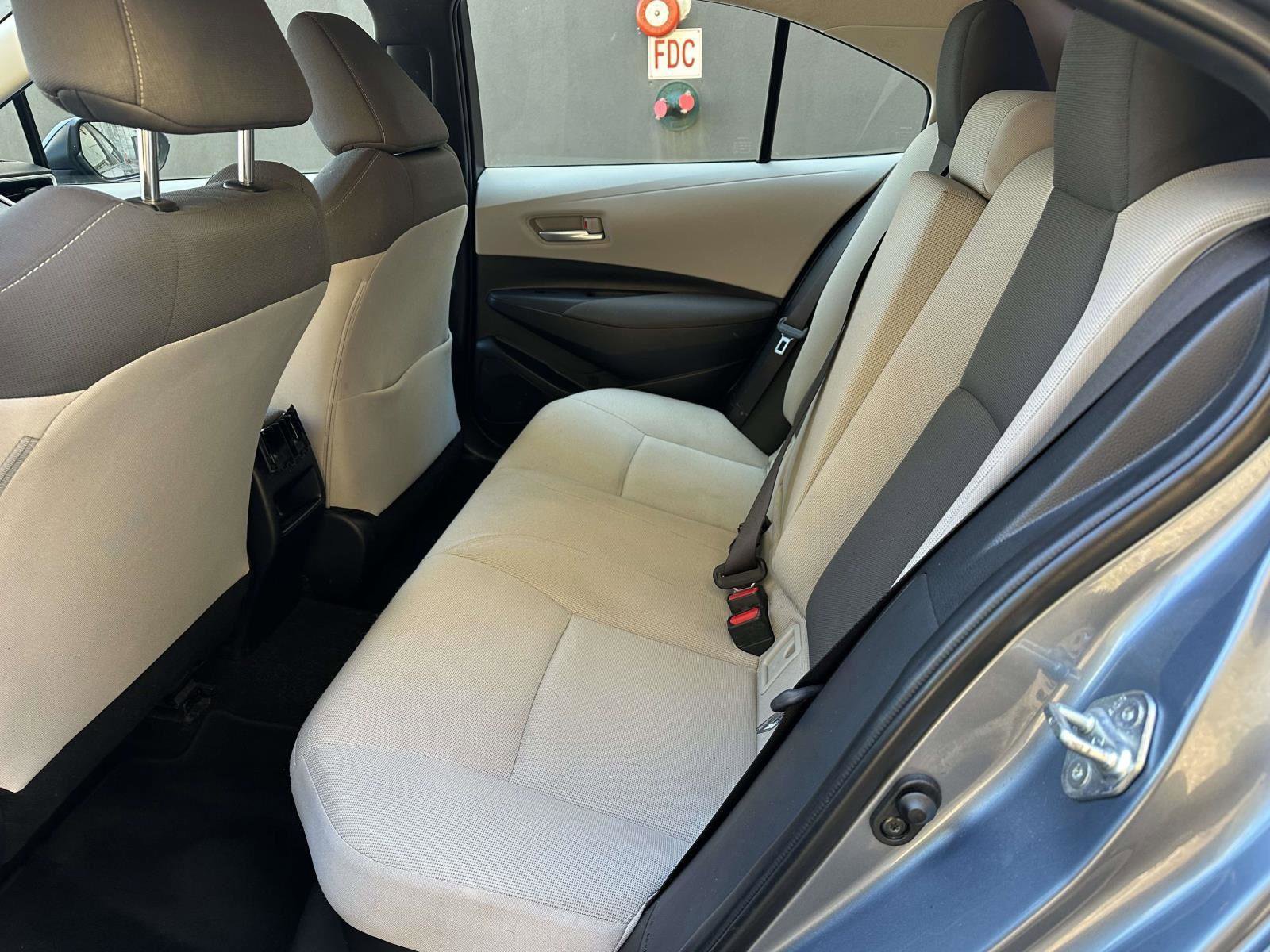 Used 2021 Toyota Corolla LE w/ Carpet Mat Package (TMS) FWD image 15