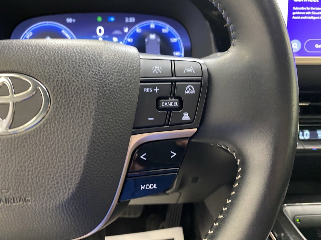 Used 2024 Toyota Crown image 17
