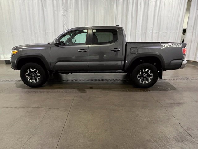 Certified 2023 Toyota Tacoma TRD Off-Road w/ Black Out Package (TMS) AWD/4WD image 8