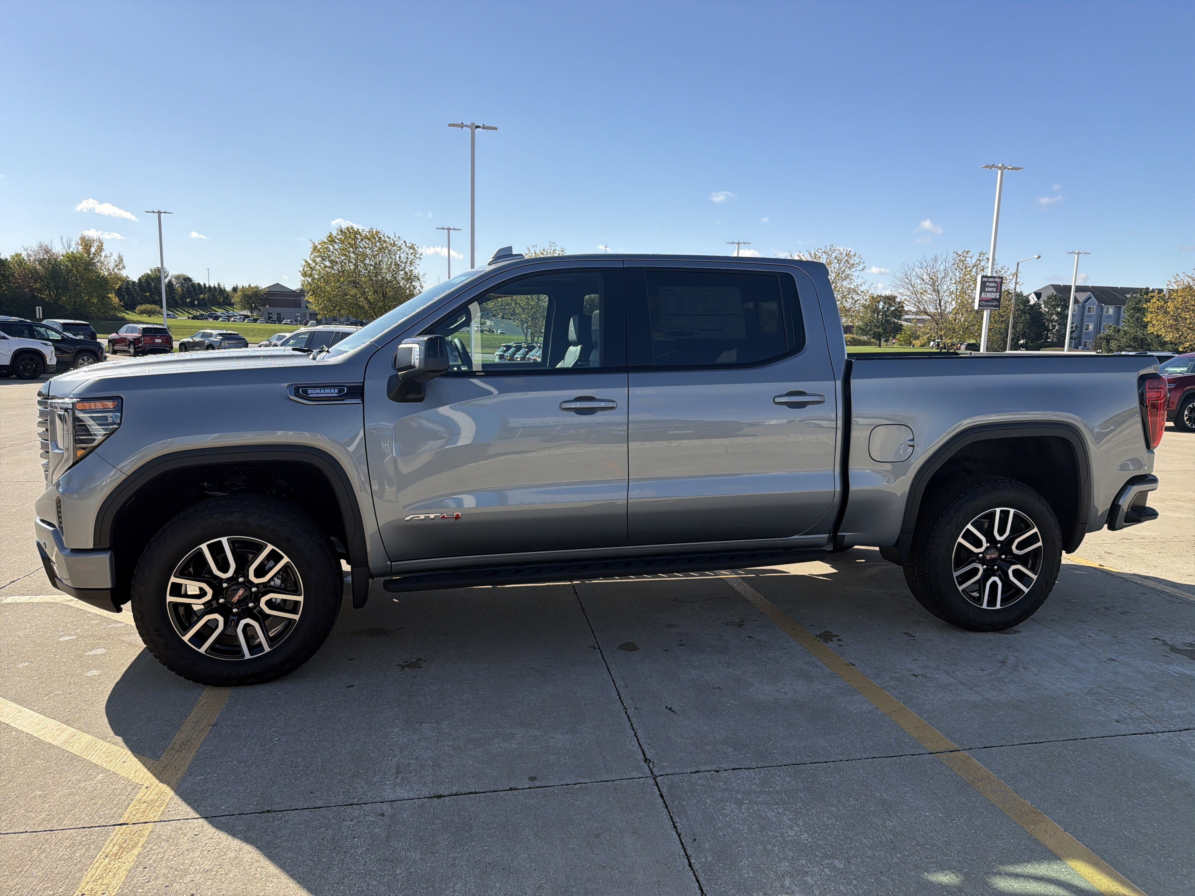 New 2026 GMC Sierra 1500 AT4 w/ AT4 Premium Package image 9
