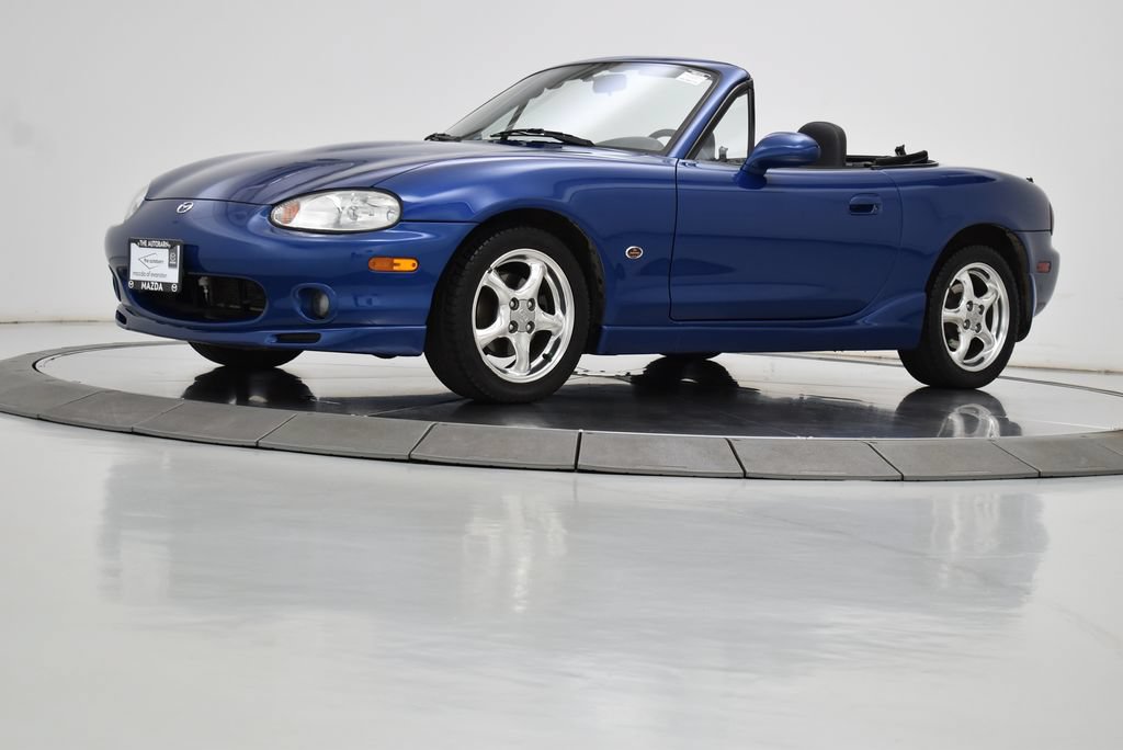 Used 1999 MAZDA MX-5 Miata 10th Anniversary Edition RWD image 16