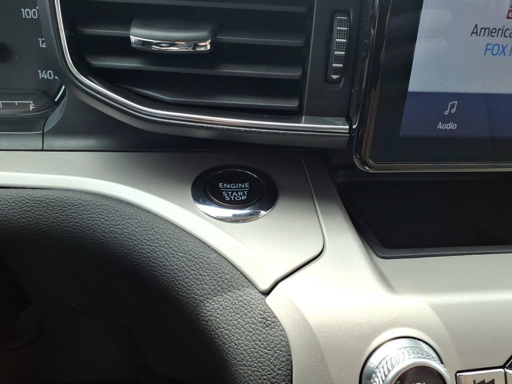 Used 2023 Ford Explorer XLT w/ Equipment Group 202A AWD/4WD image 24
