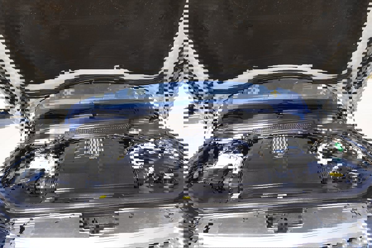 Used 2016 Land Rover Range Rover Supercharged image 4