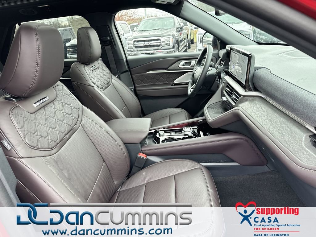 New 2025 Ford Explorer Platinum w/ LUX Leather Package AWD/4WD image 23