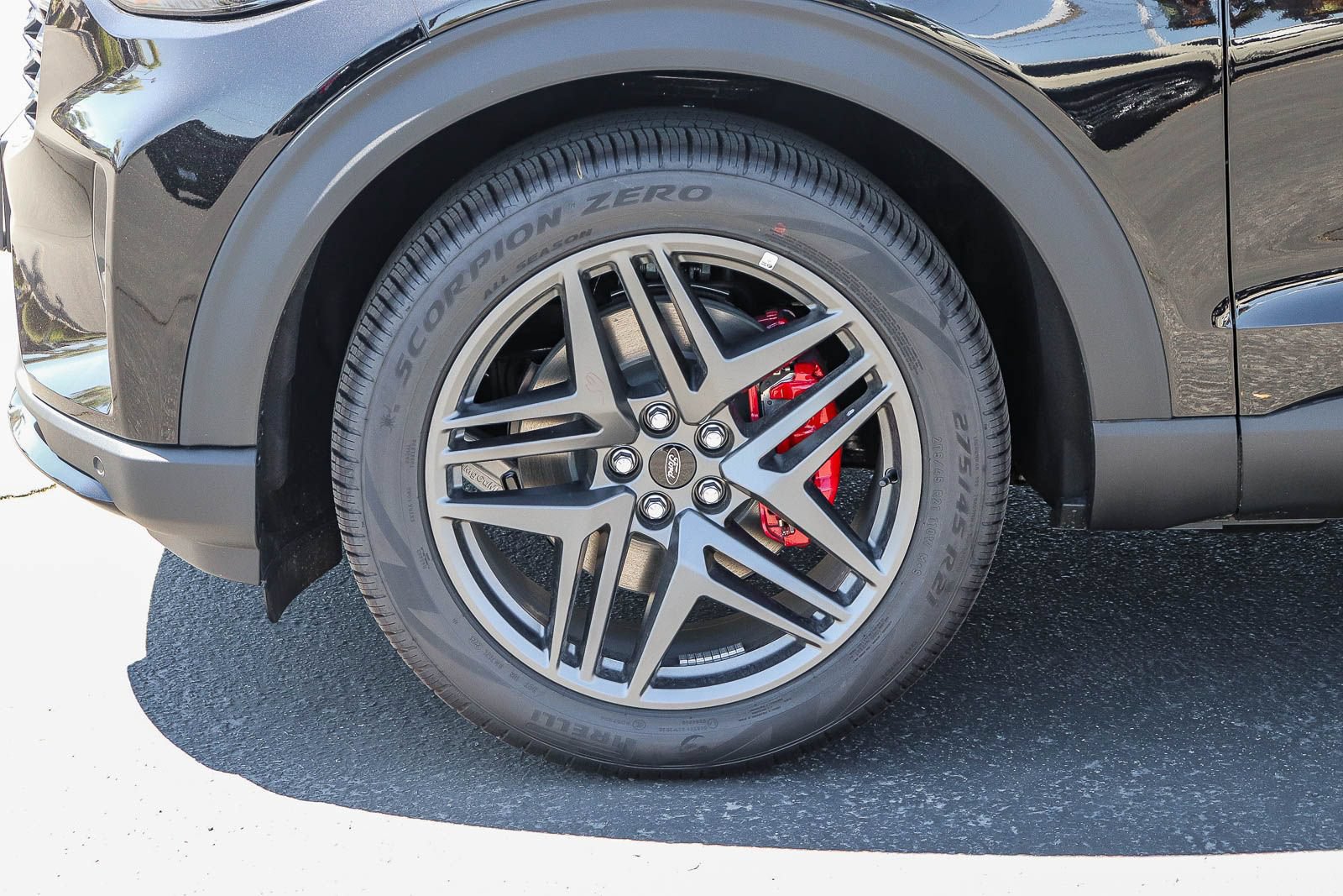 New 2026 Ford Explorer ST-Line w/ ST-Line Street Pack RWD image 9