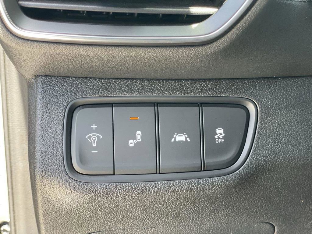 Used 2020 Hyundai Santa Fe SEL FWD image 28