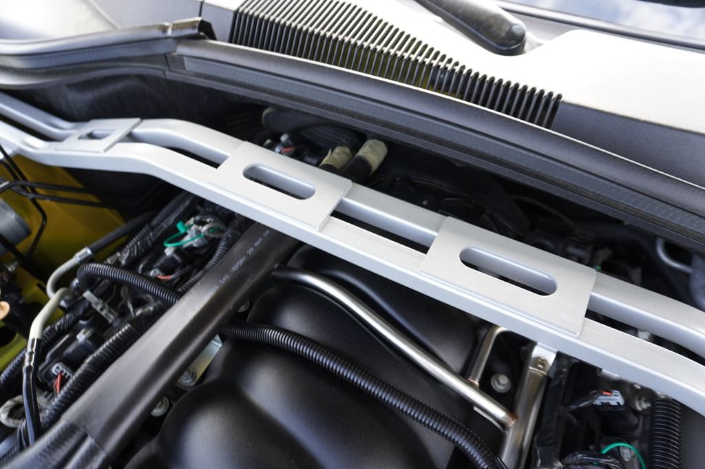 Used 2010 Chevrolet Camaro SS w/ LPO, Ground Effects Package image 17