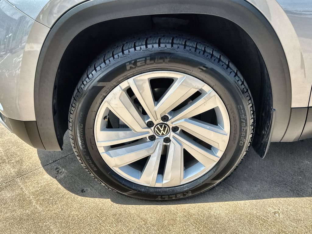 Used 2021 Volkswagen Atlas Cross Sport SE AWD/4WD image 32
