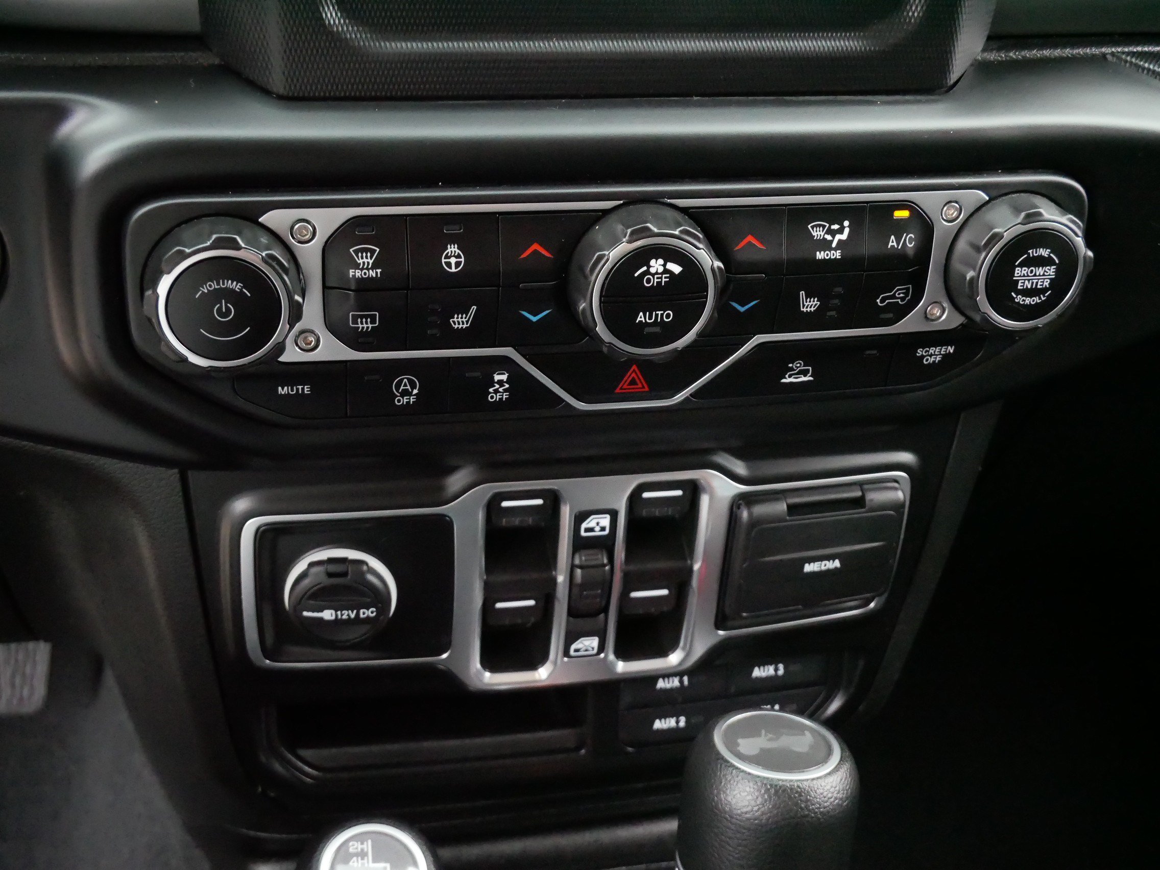 Used 2023 Jeep Wrangler Unlimited Sport AWD/4WD image 23