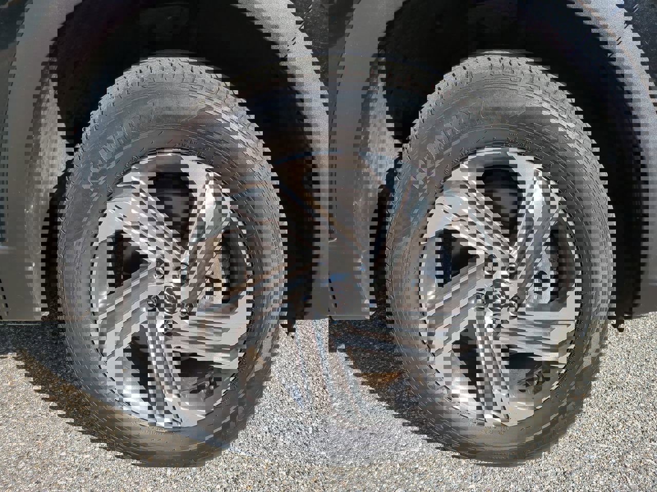 Used 2022 Hyundai Santa Fe SEL w/ Convenience Package image 11