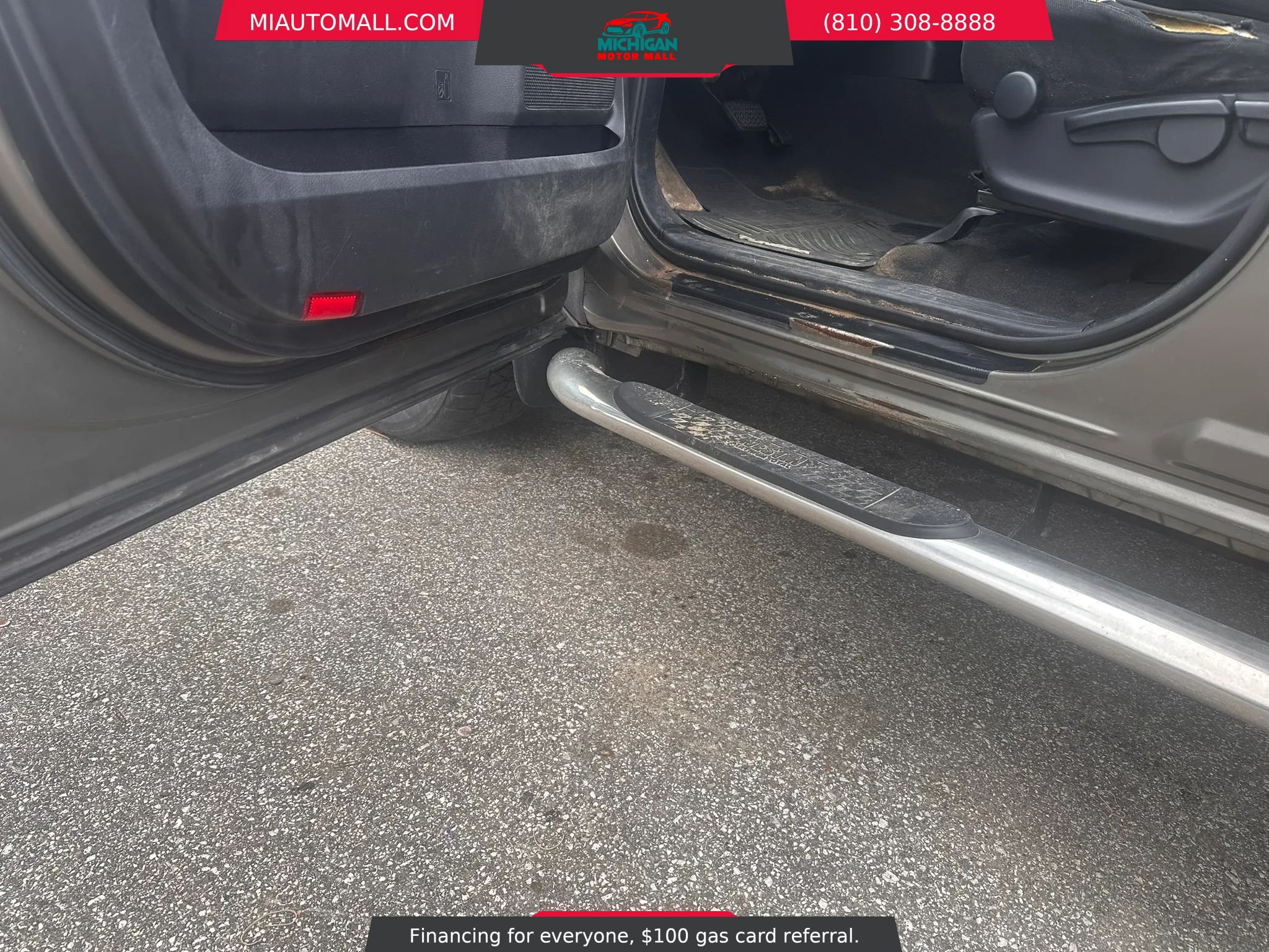 Used 2013 Toyota Tundra 4x4 CrewMax w/ Tow Pkg image 24