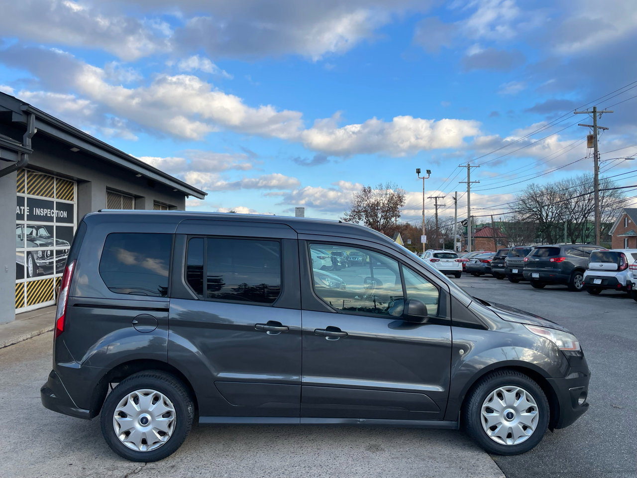 Used 2016 Ford Transit Connect XLT image 12