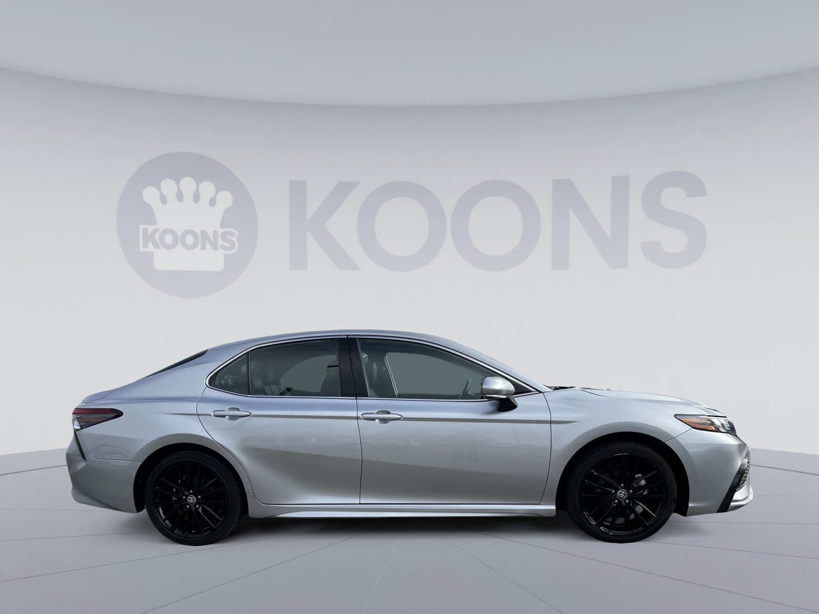 Used 2024 Toyota Camry XSE image 8