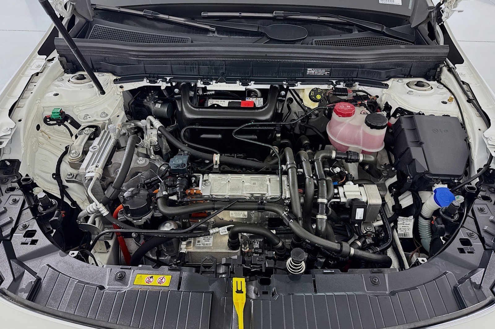 Certified 2023 Mercedes-Benz EQB 250+ image 11