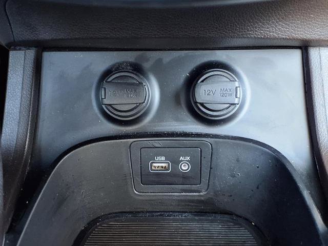 Used 2017 Hyundai Santa Fe Sport w/ 2.0T Ultimate Tech Package 05 image 9