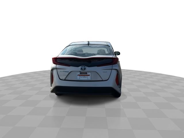 Used 2021 Toyota Prius Prime XLE image 7