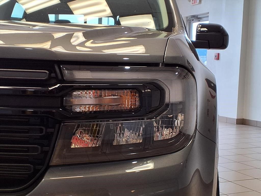 Used 2024 Ford Maverick Lariat w/ Black Appearance Package image 24