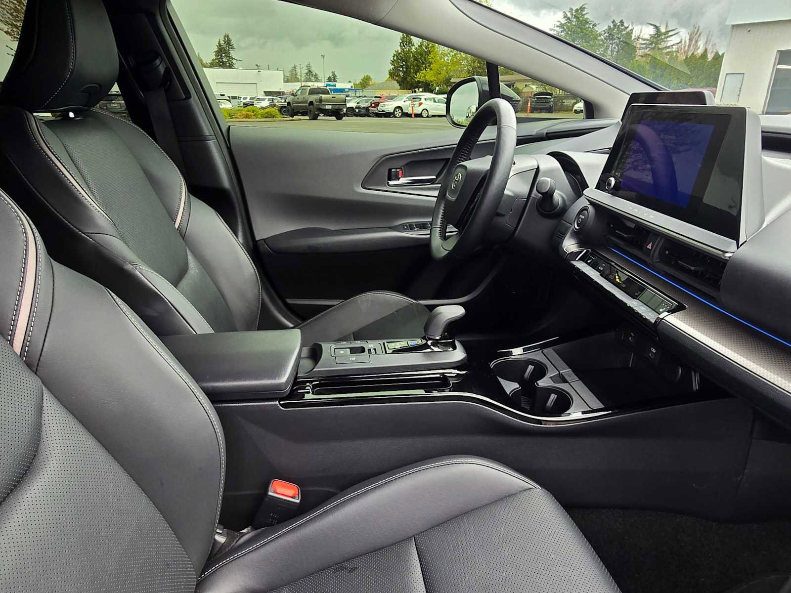 Used 2026 Toyota Prius XLE image 12