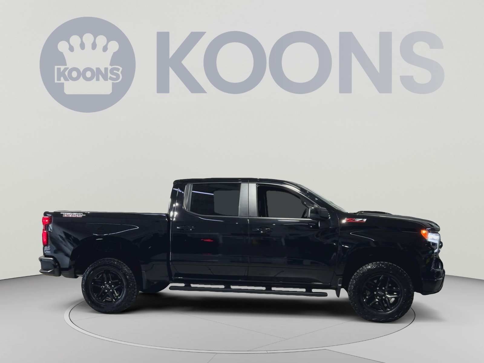 Used 2023 Chevrolet Silverado 1500 LT Trail Boss AWD/4WD image 12