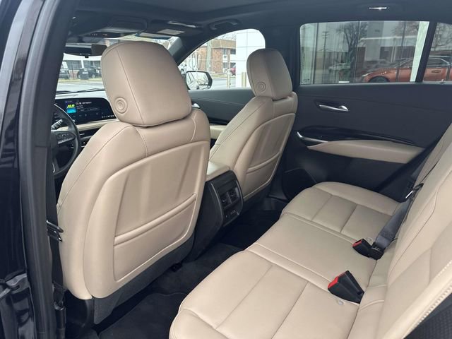 Certified 2024 Cadillac XT4 Luxury w/ Cold Weather Package image 61