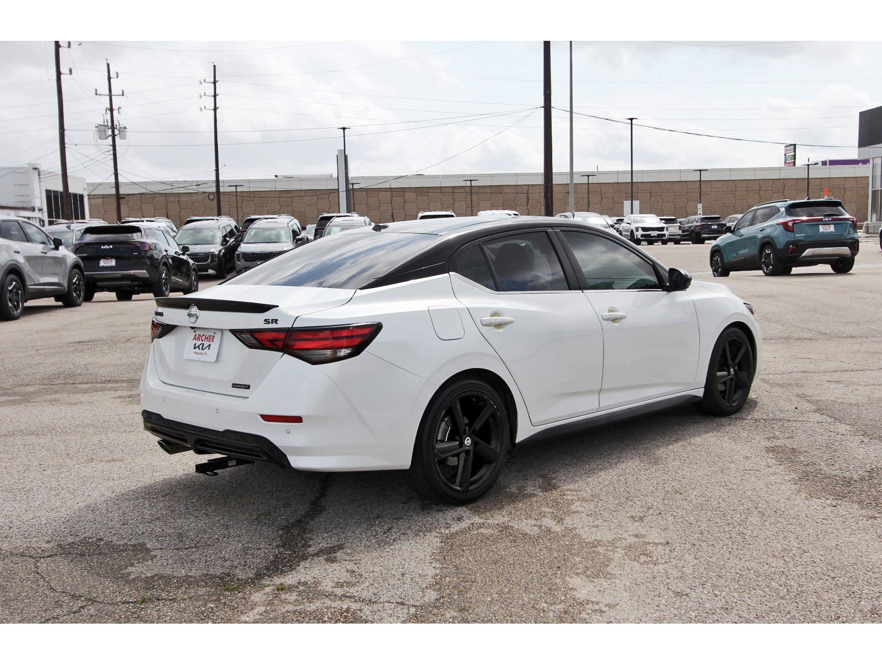 Used 2023 Nissan Sentra SR w/ Midnight Edition Package image 7