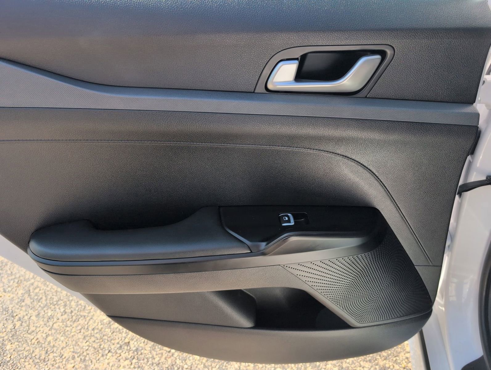 Used 2023 Kia K5 LXS image 32