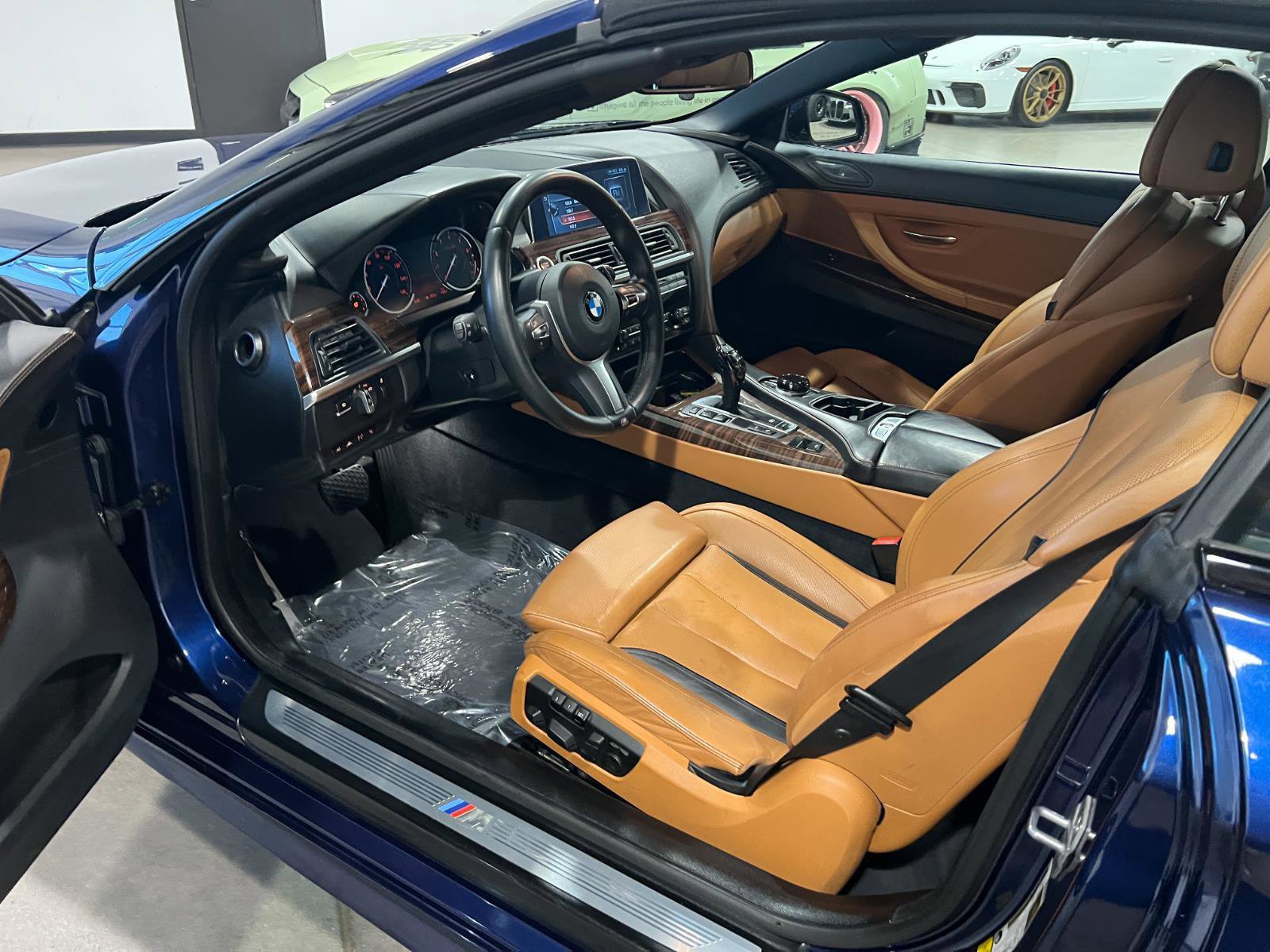 Used 2017 BMW 650i Convertible image 10