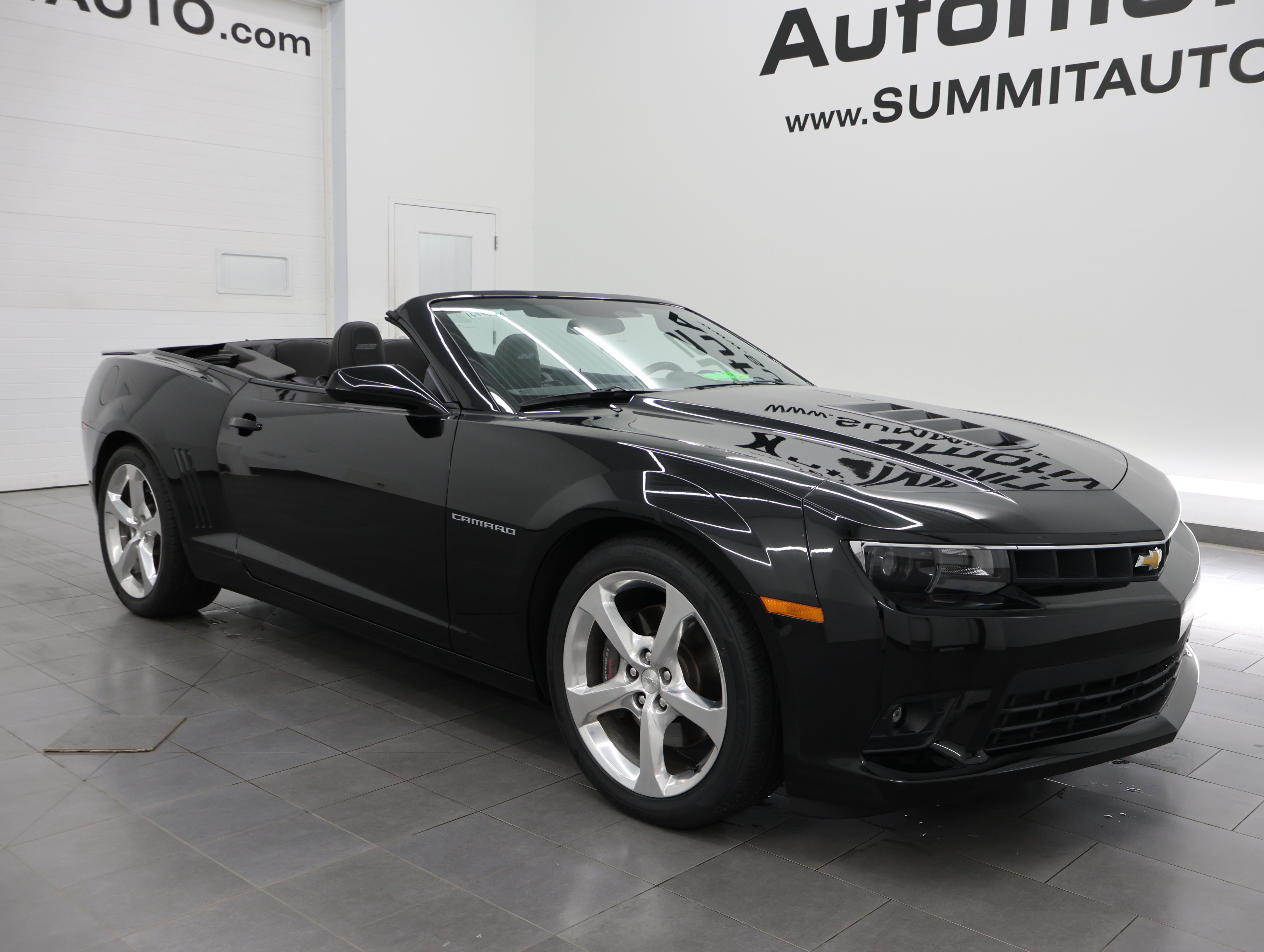 Used 2014 Chevrolet Camaro SS w/ RS Package RWD image 2