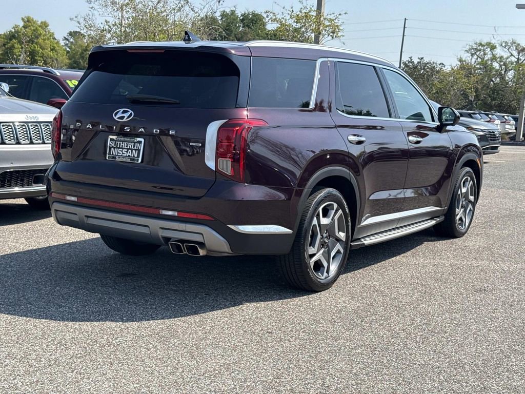 Used 2024 Hyundai Palisade Limited image 4