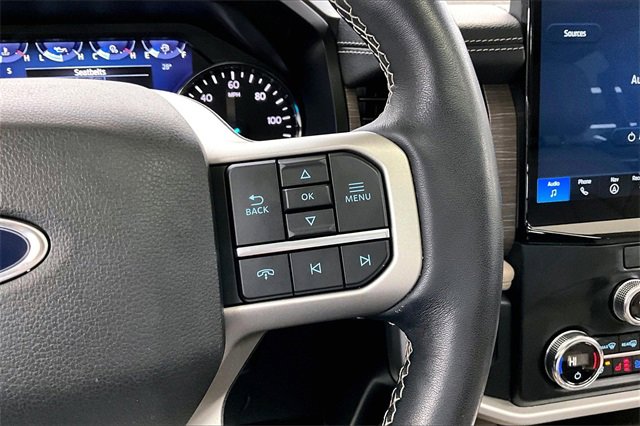 Used 2022 Ford Expedition Limited image 14