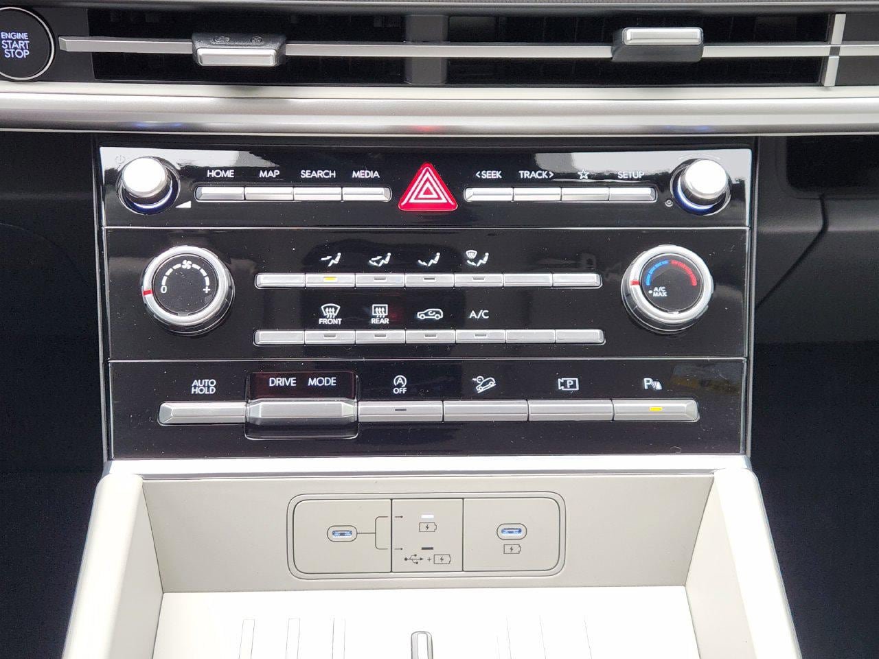 New 2026 Hyundai Santa Fe SE FWD image 15