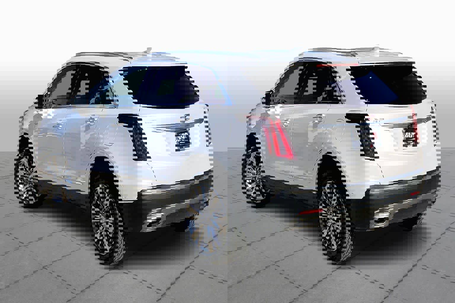 Used 2025 Cadillac XT5 Premium Luxury w/ Technology Package image 11