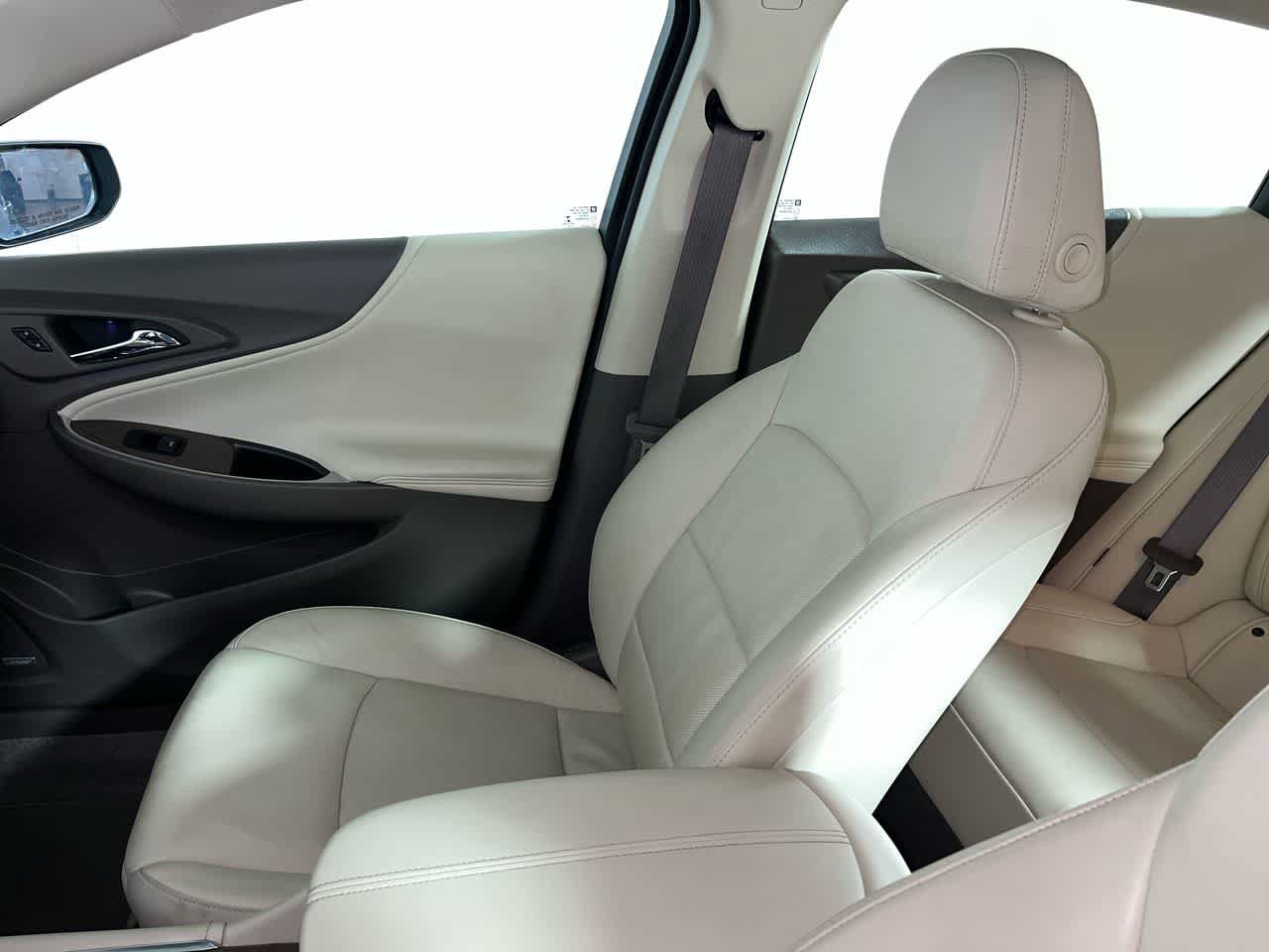 Used 2024 Chevrolet Malibu LT FWD image 27