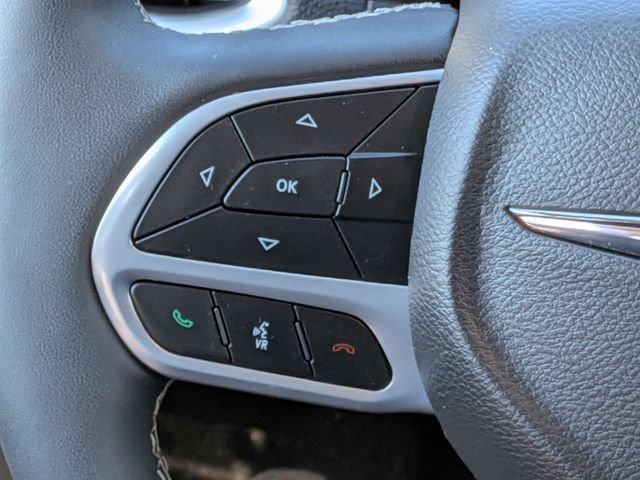 Certified 2022 Chrysler Pacifica Limited AWD/4WD image 23