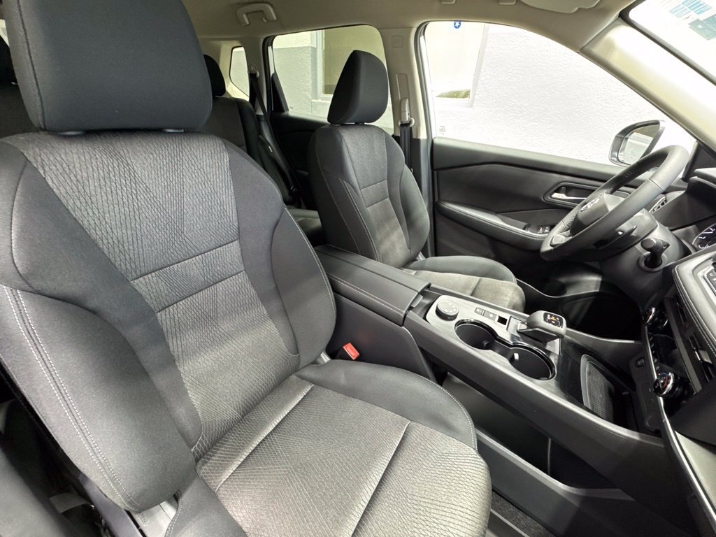 New 2026 Nissan Rogue SV AWD/4WD image 35