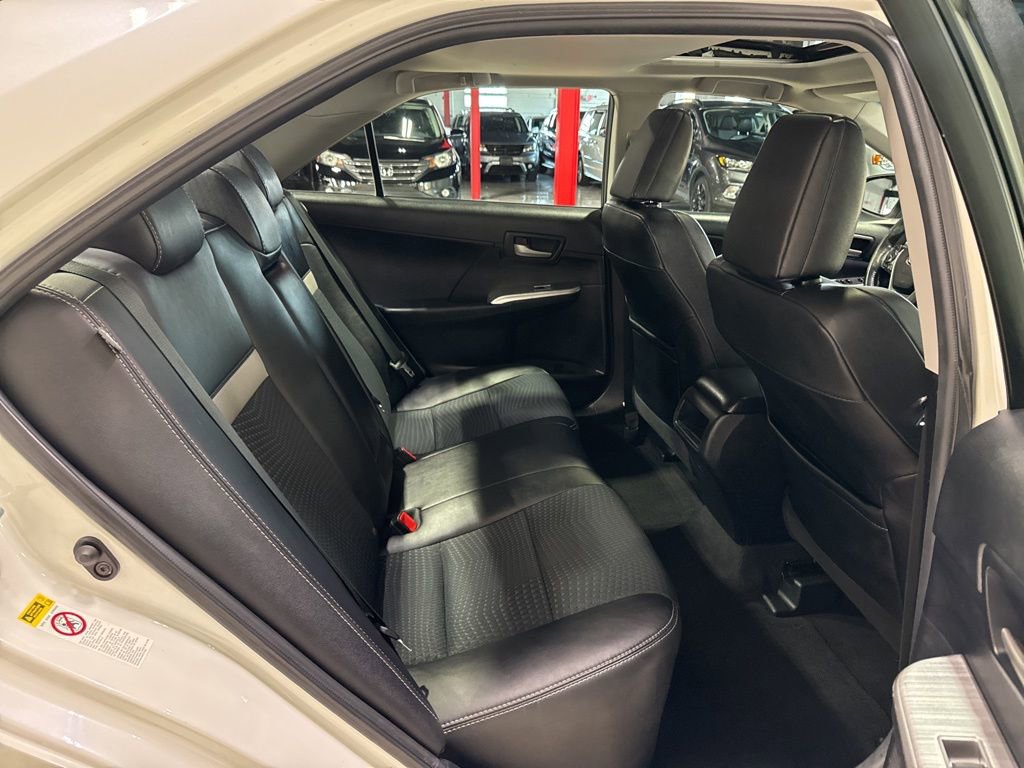 Used 2012 Toyota Camry SE image 34