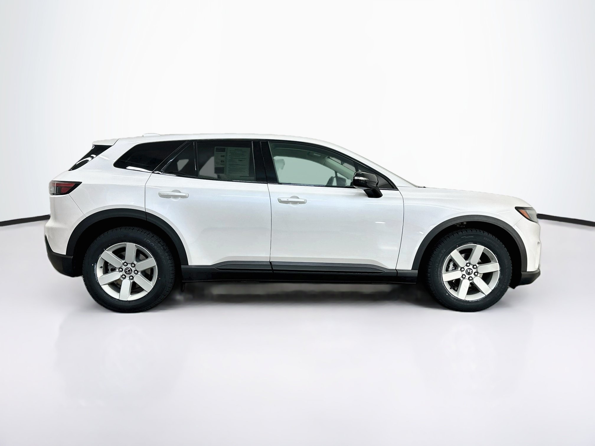 Used 2025 Honda Prologue EX image 10