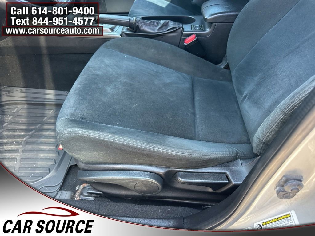 Used 2011 Subaru Impreza 2.5i Premium w/ PWR Moonroof Value Pkg AWD/4WD image 6