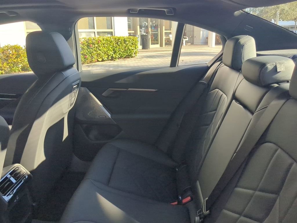 New 2026 BMW 530i xDrive w/ M Sport Package AWD/4WD image 13