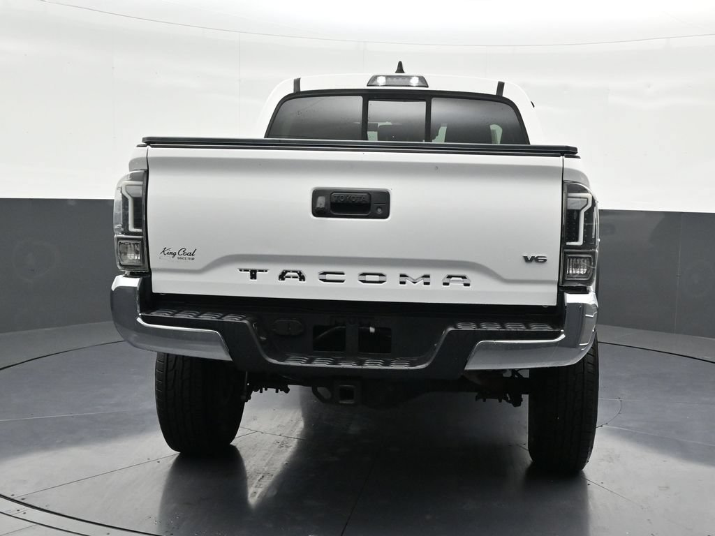 Used 2020 Toyota Tacoma TRD Off-Road AWD/4WD image 4