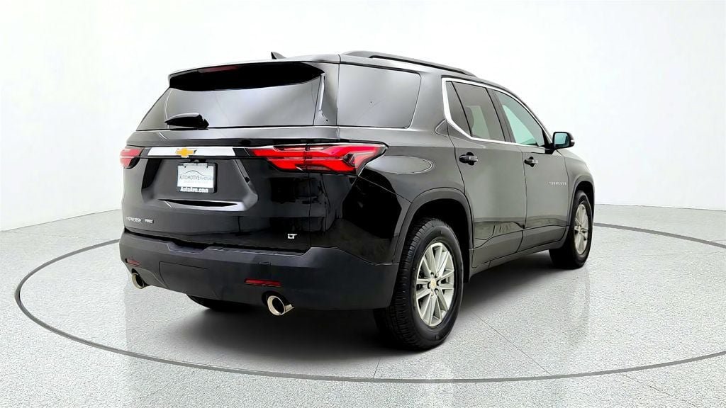 Used 2023 Chevrolet Traverse LT AWD/4WD image 5
