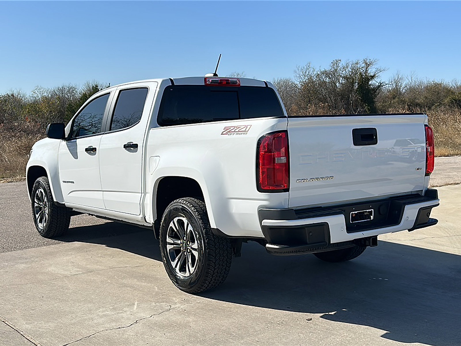 Used 2022 Chevrolet Colorado Z71 w/ Safety Package image 6