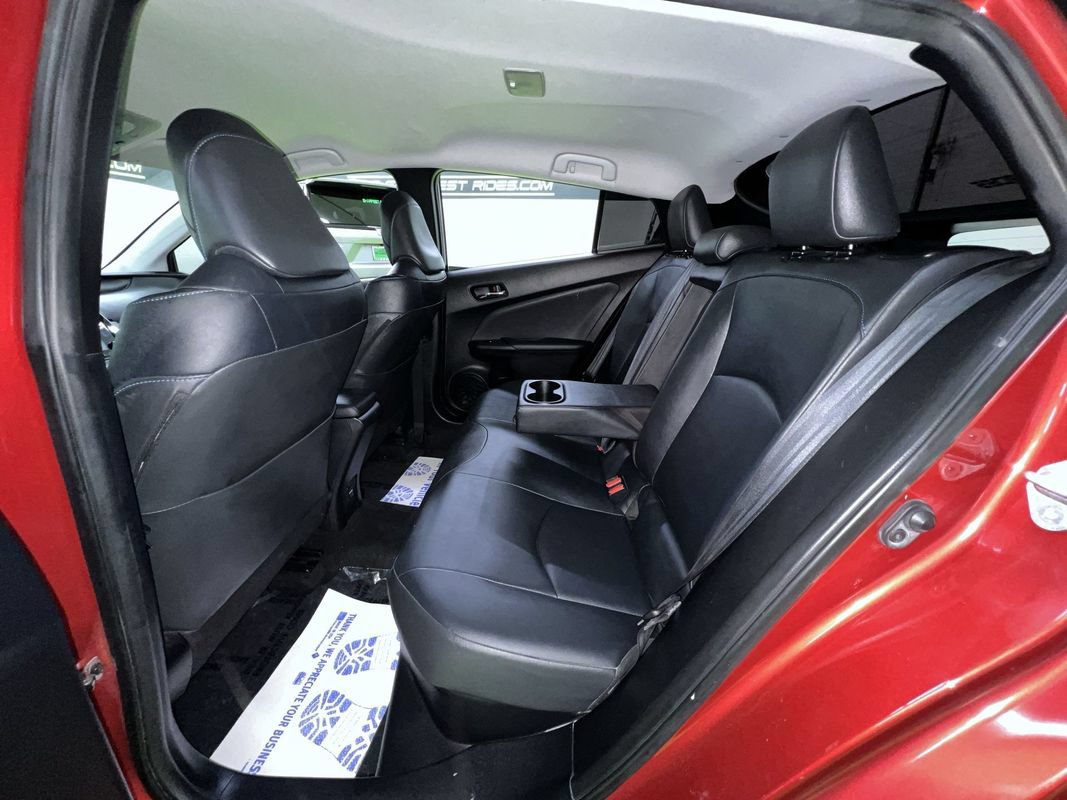 Used 2017 Toyota Prius FWD image 27