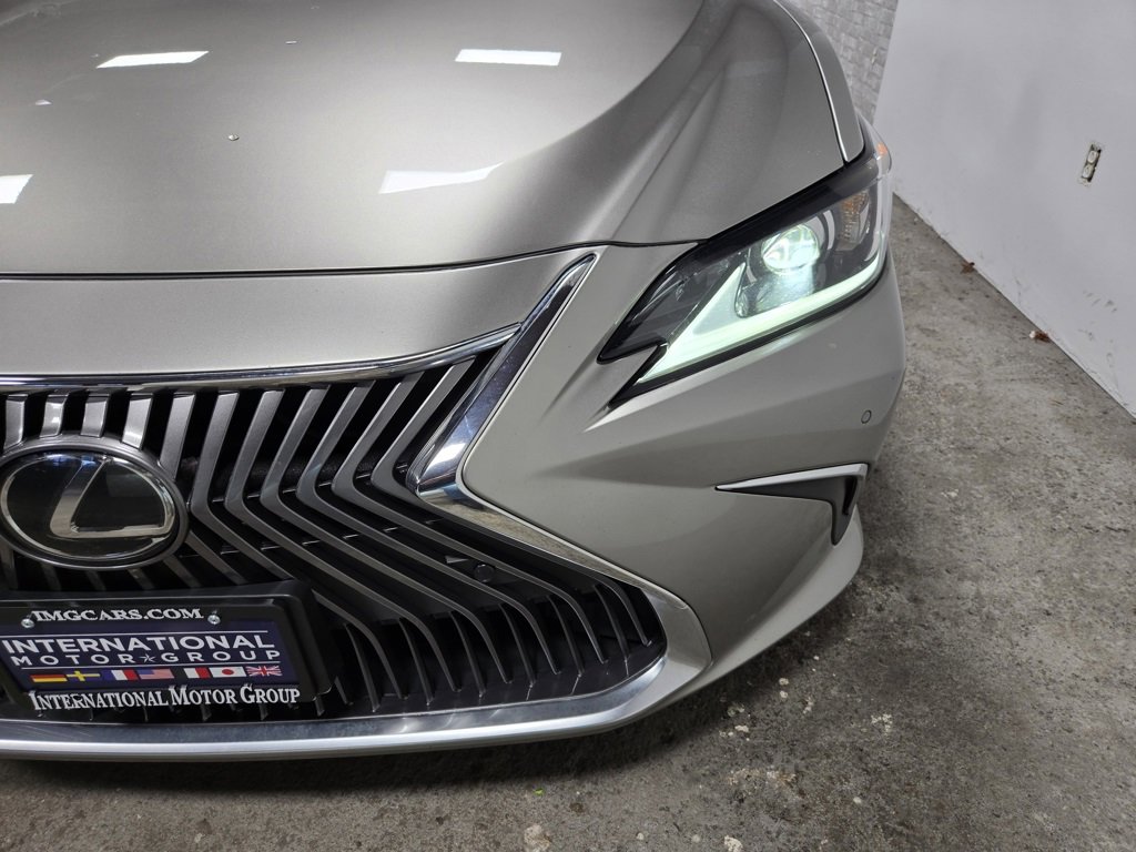 Used 2021 Lexus ES 350 w/ Premium Package image 6