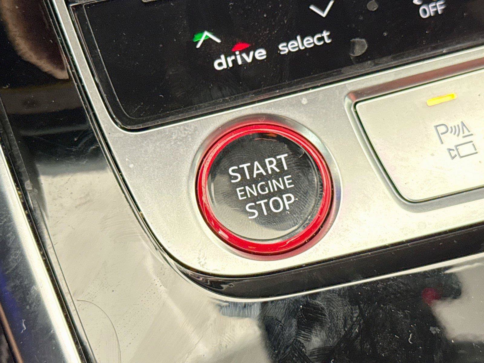 Used 2024 Audi SQ8 Prestige AWD/4WD image 17