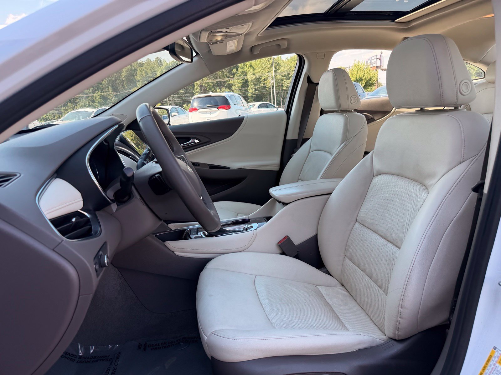 Used 2024 Chevrolet Malibu LT FWD image 13