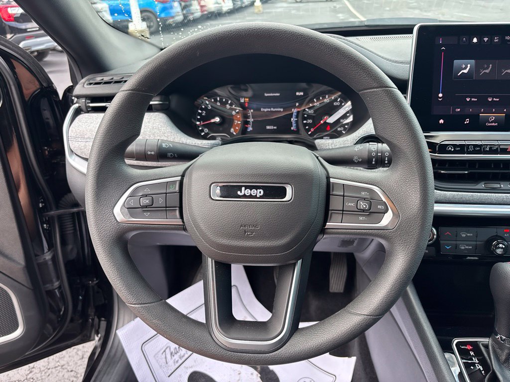 Used 2024 Jeep Compass Sport AWD/4WD image 15