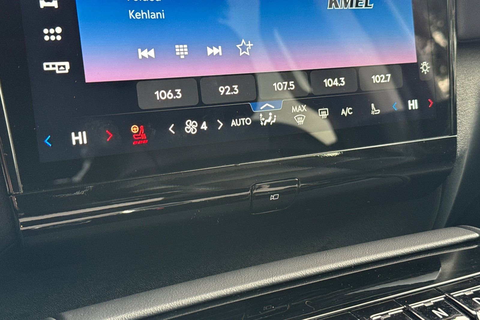 Certified 2025 Lincoln Navigator L Reserve image 19