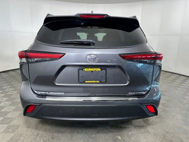 Used 2022 Toyota Highlander XLE image 4